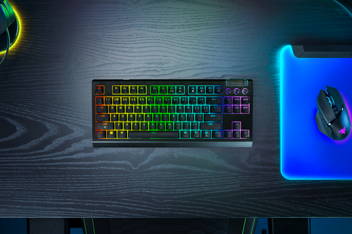 Razer expande sua linha de teclados gamer com o Blackwidow V4 Tenkeyless Hyperspeed