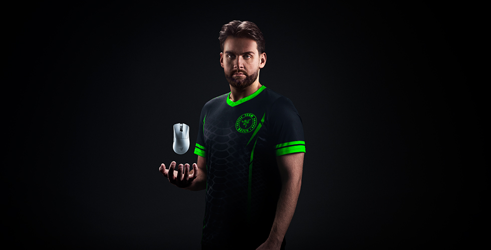 DeathAdder V4 Pro